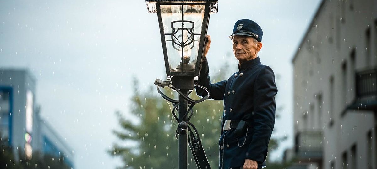 Брестский фонарщик Виктор Кирисюк. Фото: BGmedia