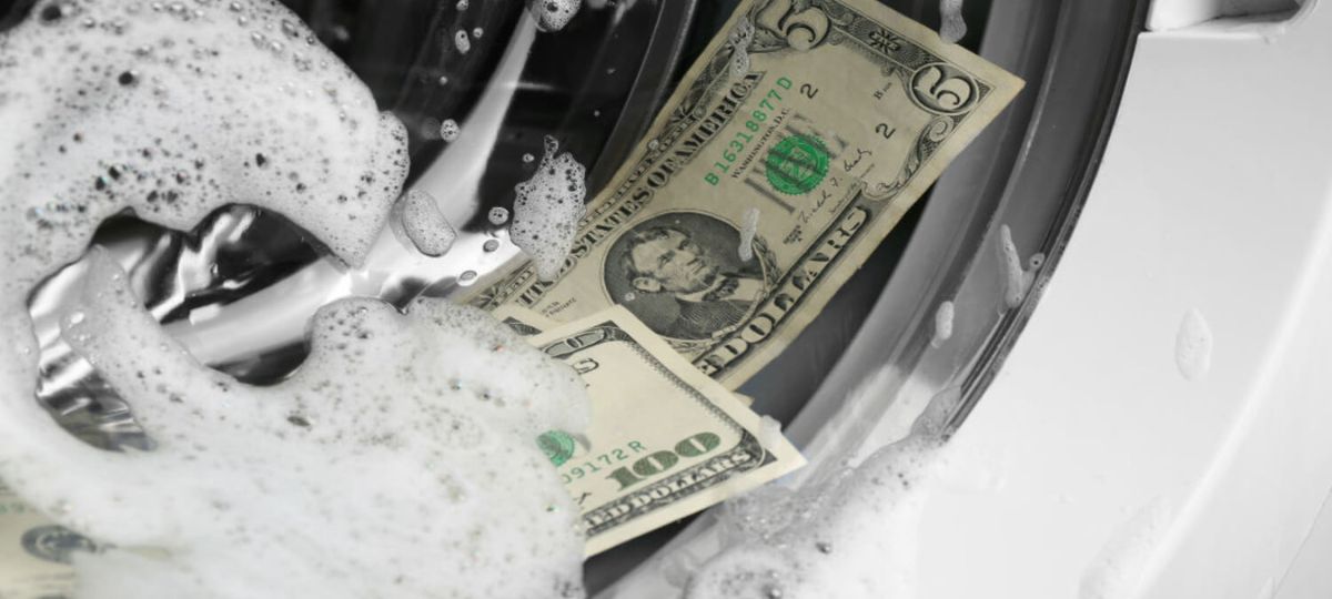Доллары, купюры, стиральная машина