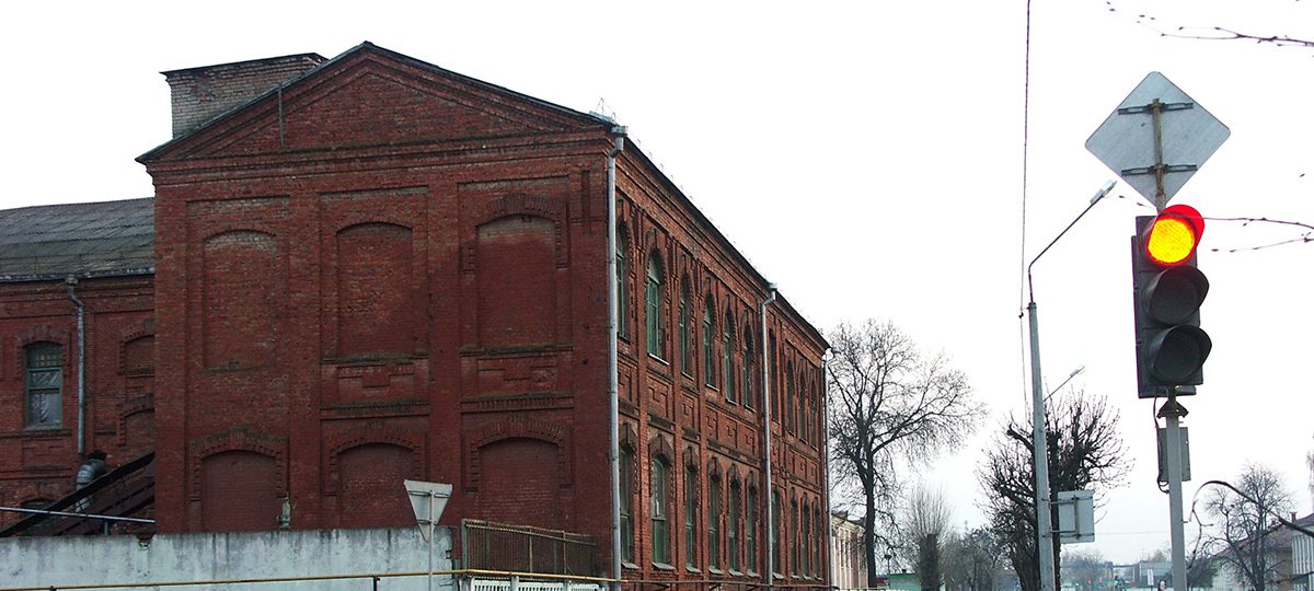 гістарычны будынак з чырвонай цэглы