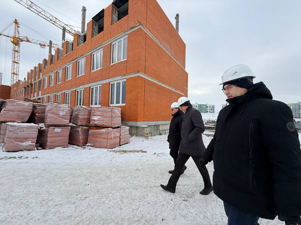 Строительство школы в ЮЗМР-5 в Бресте. 10 февраля 2026 года