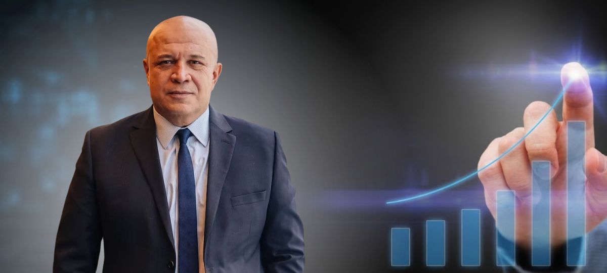 Александр Мертес, обложка для статьи сайта